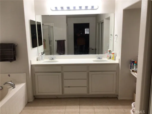 Upstairs master bathroom