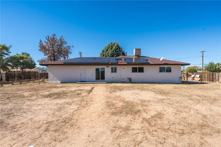 9925 Redwood, Hesperia, California 92345