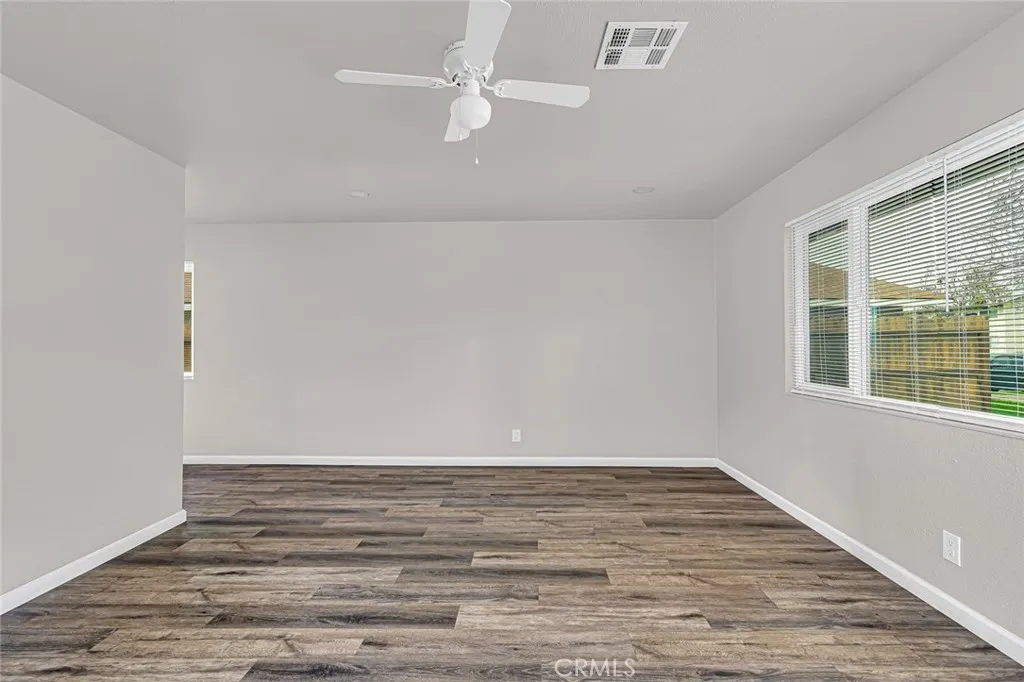 92 E 12th, Merced, California 95341 home-pic-6