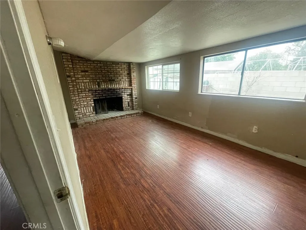 10337 Mull, Riverside, California 92505 home-pic-6