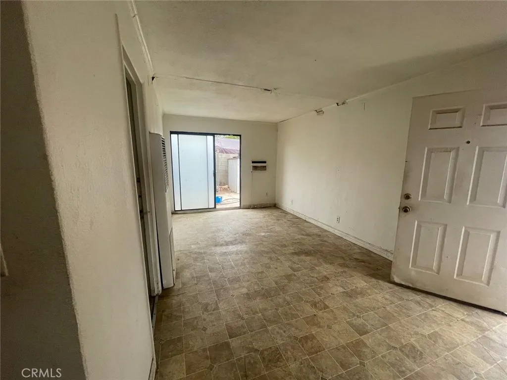 10337 Mull, Riverside, California 92505 home-pic-19