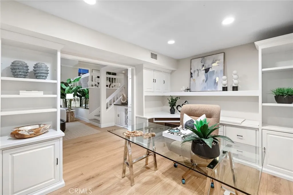 26 Canyon Ridge, Irvine, California 92603 home-pic-35
