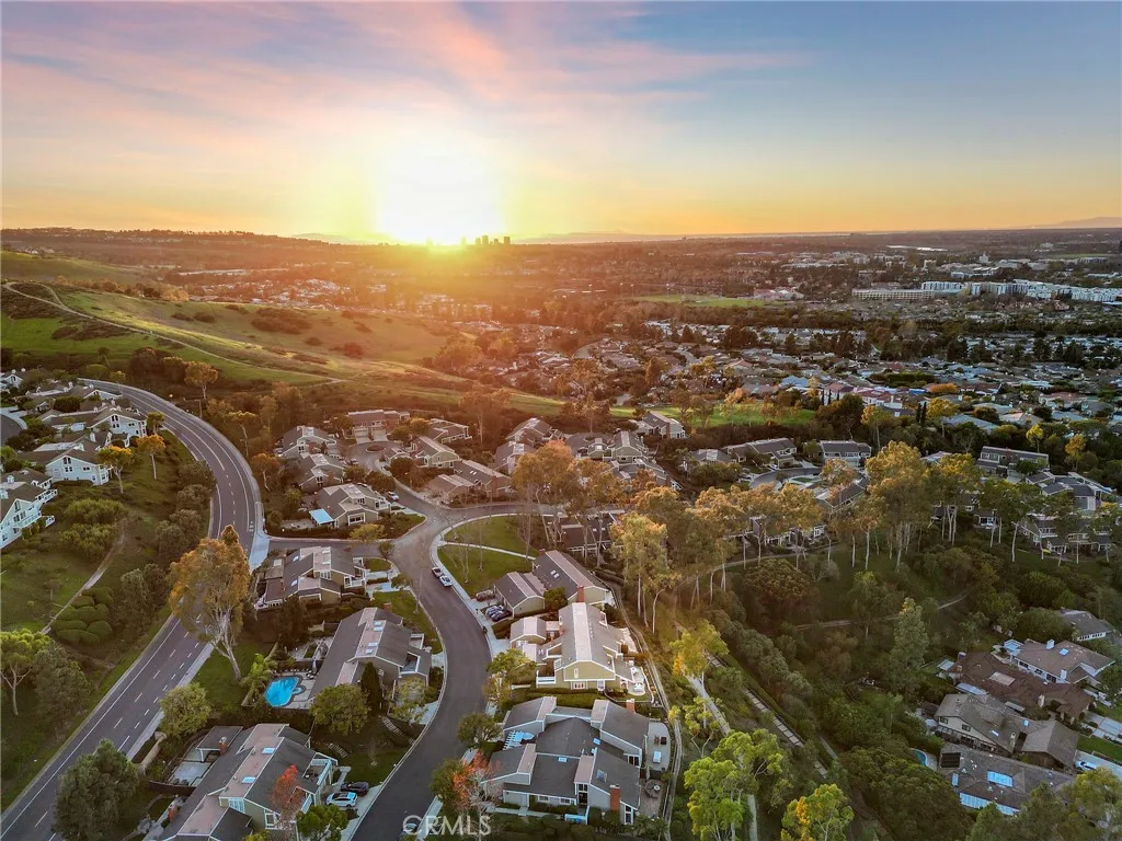 26 Canyon Ridge, Irvine, California 92603 home-pic-2
