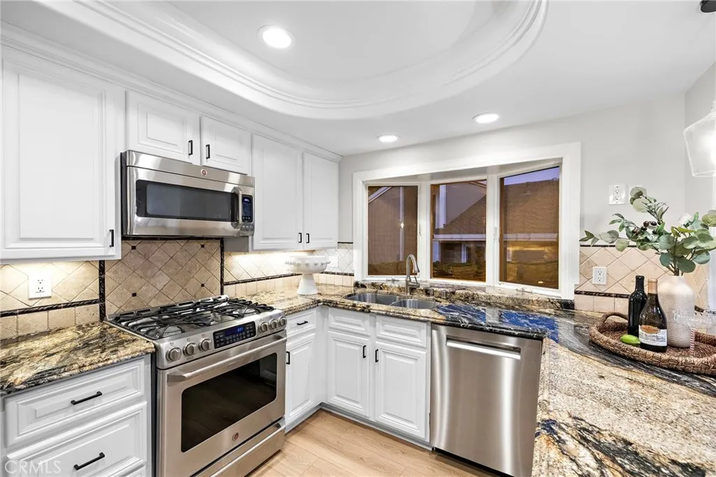 26 Canyon Ridge, Irvine, California 92603 home-pic-22