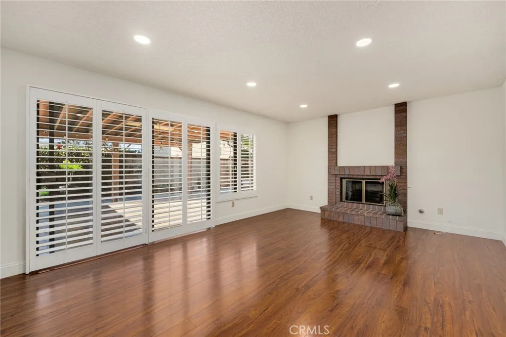1242 Deerfield Place, Diamond Bar, California 91765 home-pic-11