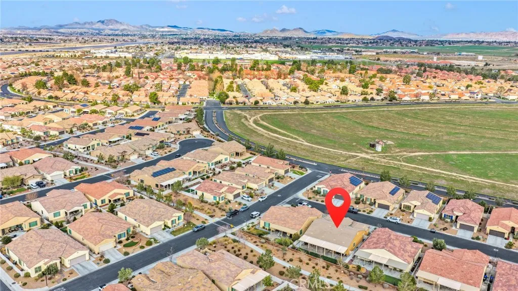 11364 Camden, Apple Valley, California 92308 home-pic-60