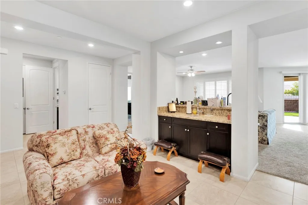 11364 Camden, Apple Valley, California 92308 home-pic-16