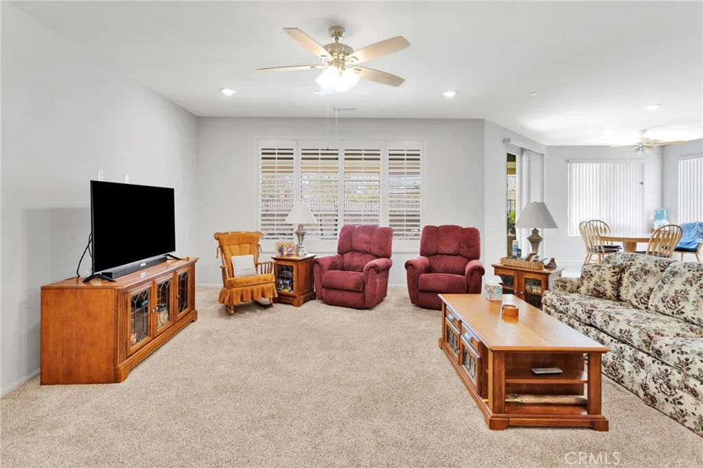 11364 Camden, Apple Valley, California 92308 home-pic-12