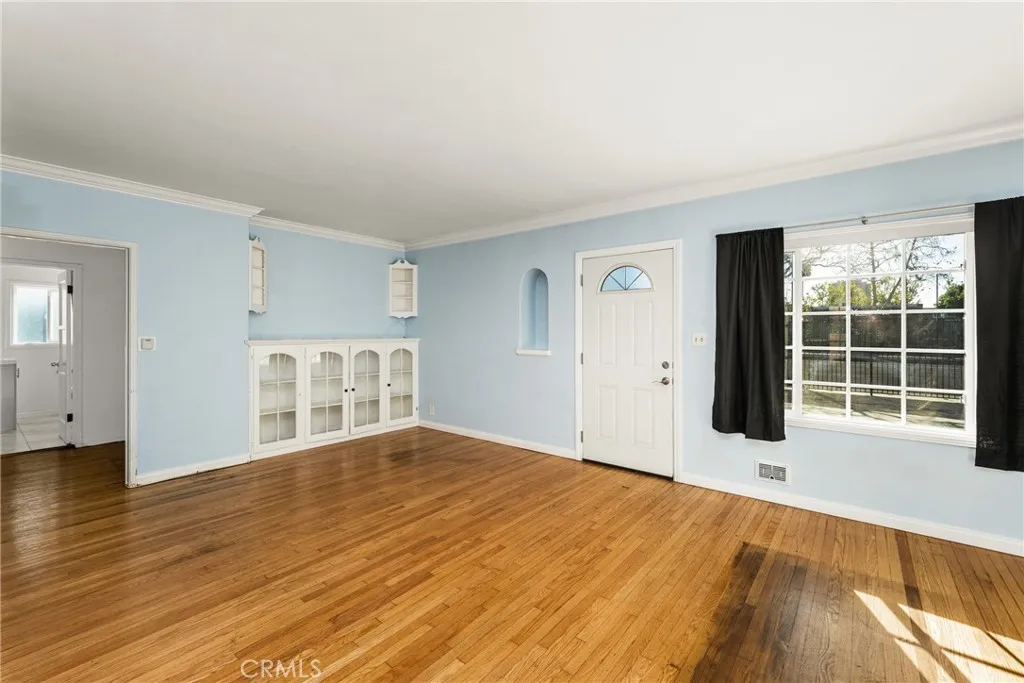 801 W 17th Street, Santa Ana, California 92706 home-pic-23