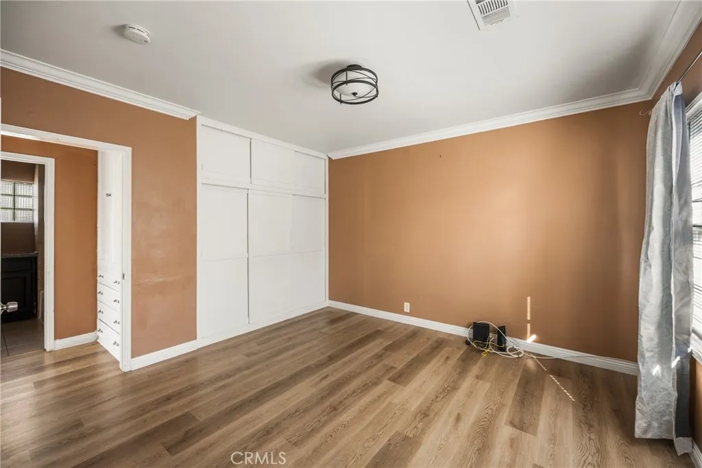 801 W 17th Street, Santa Ana, California 92706 home-pic-16