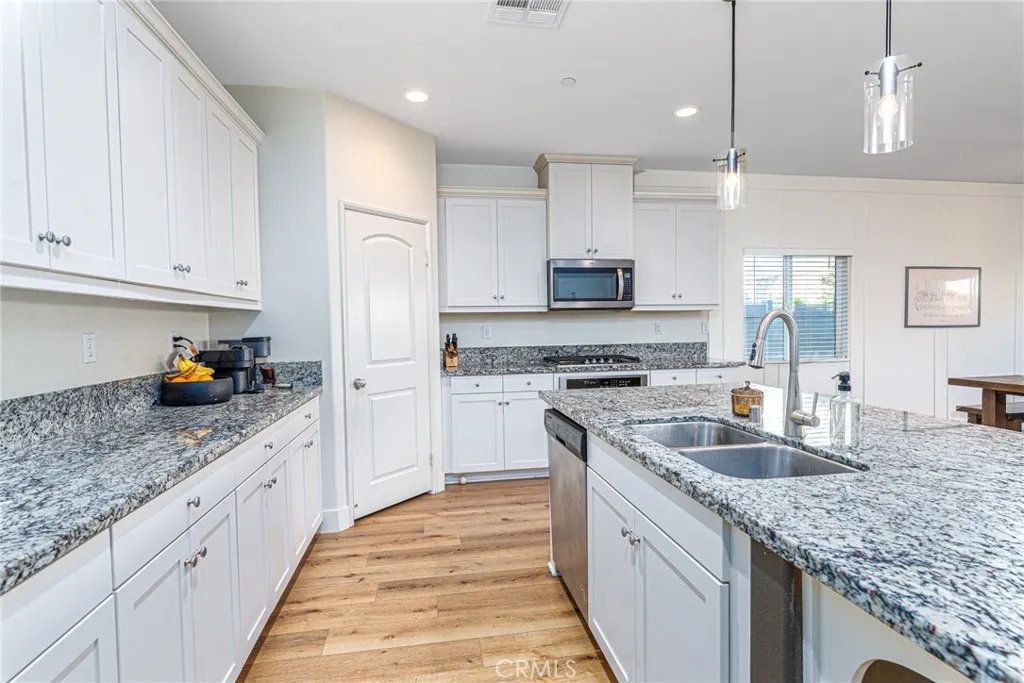24480 Reserve Court, Menifee, California 92584 home-pic-13