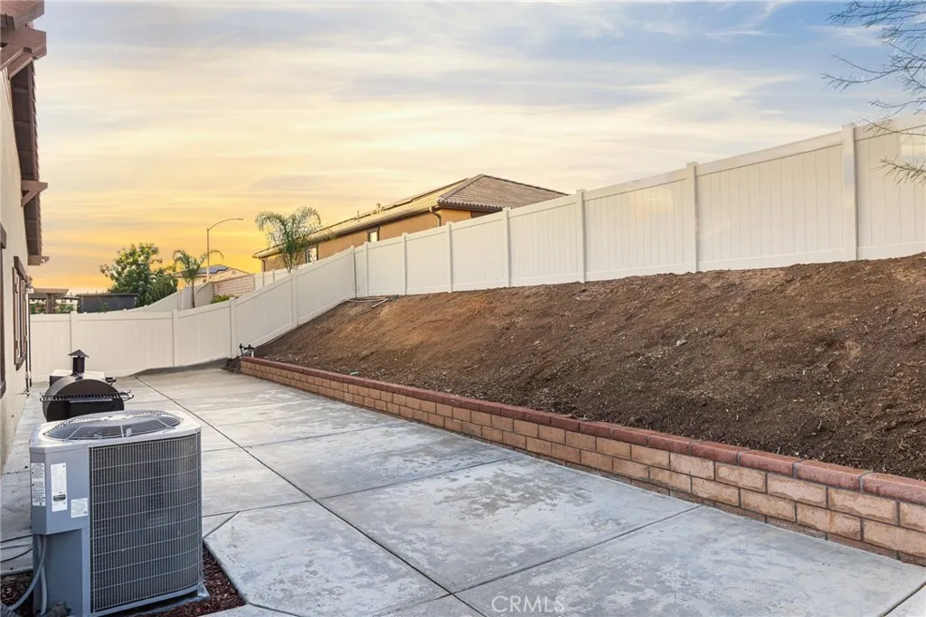 24480 Reserve Court, Menifee, California 92584 home-pic-33