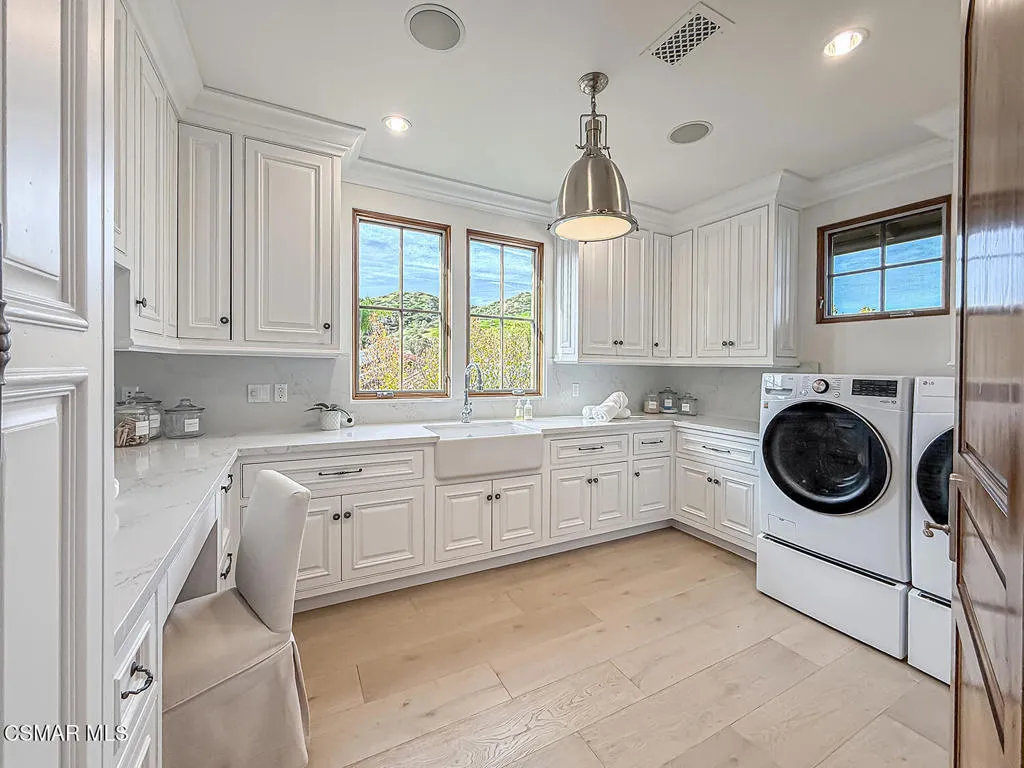 9546 E Little Rapids Way, Elk Grove, CA 95758 home-pic-93
