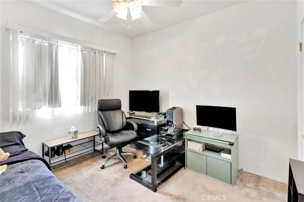 16179 Homoa, Victorville, California 92395 home-pic-27