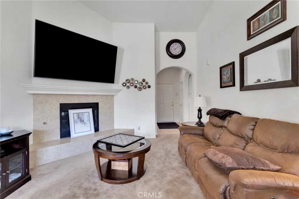 16179 Homoa, Victorville, California 92395 home-pic-7