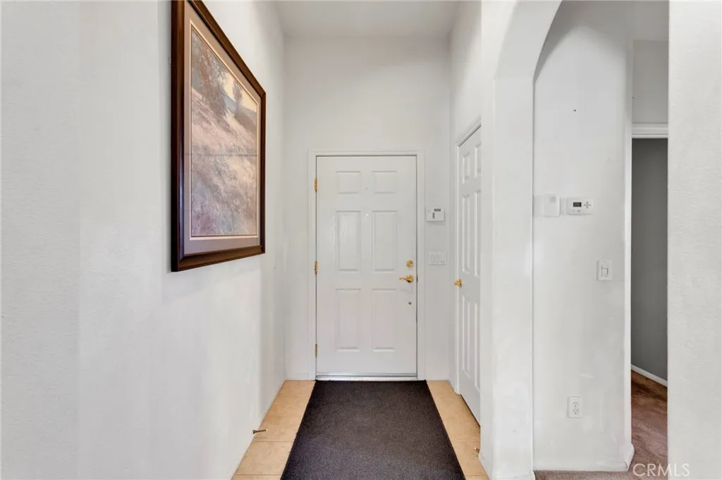 16179 Homoa, Victorville, California 92395 home-pic-5