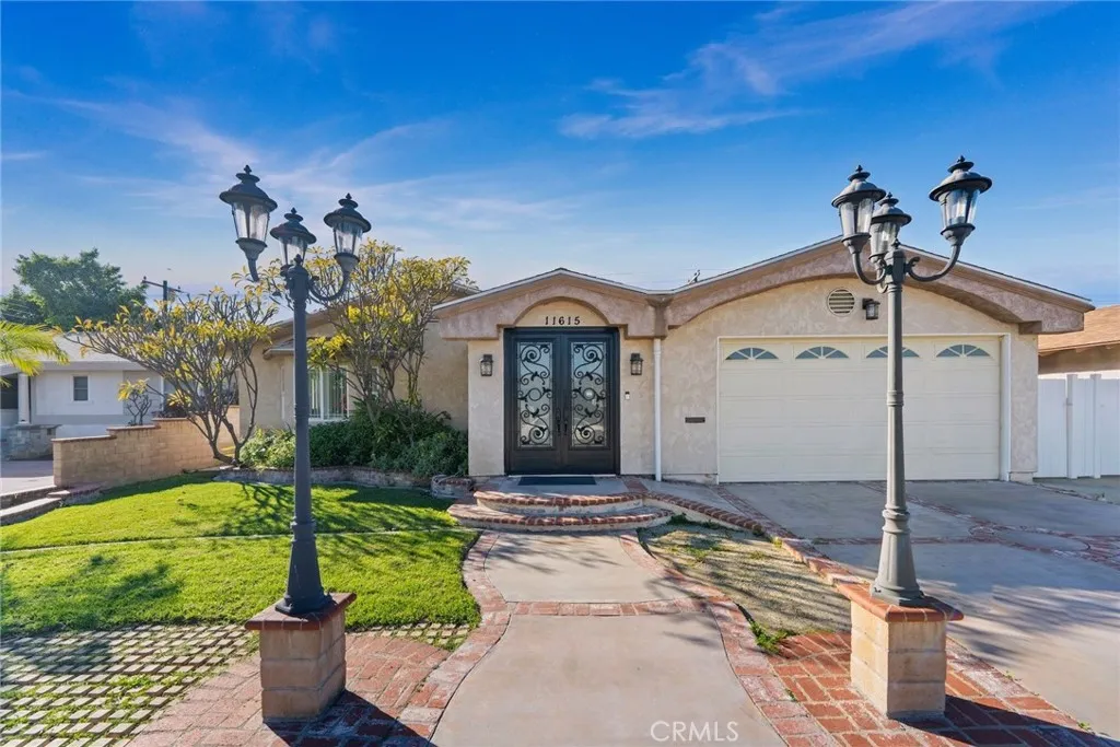 11615 Groveside, Whittier, California 90604 home-pic-1
