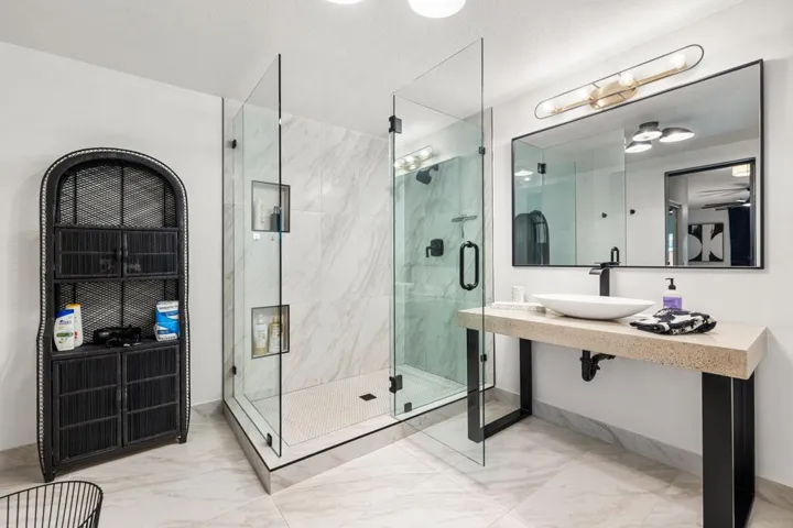 44-web-or-mls-8M4A5631