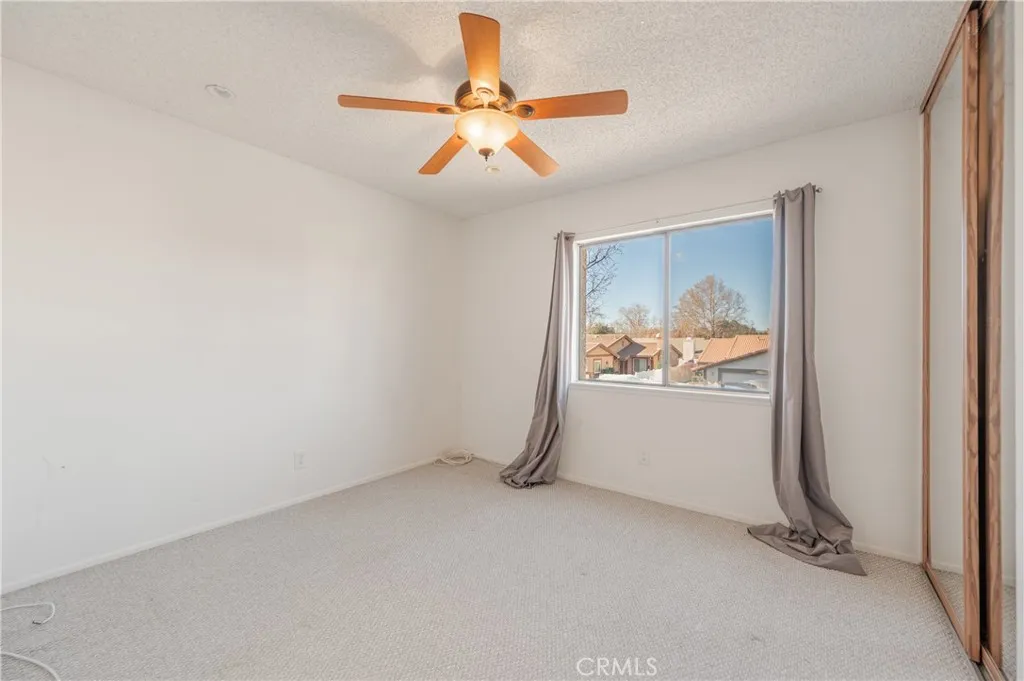 25710 Lupita, Valencia, California 91355 home-pic-23