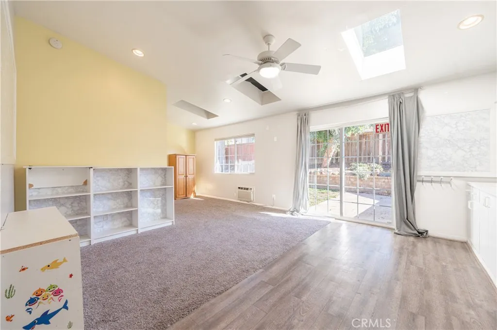 25710 Lupita, Valencia, California 91355 home-pic-14