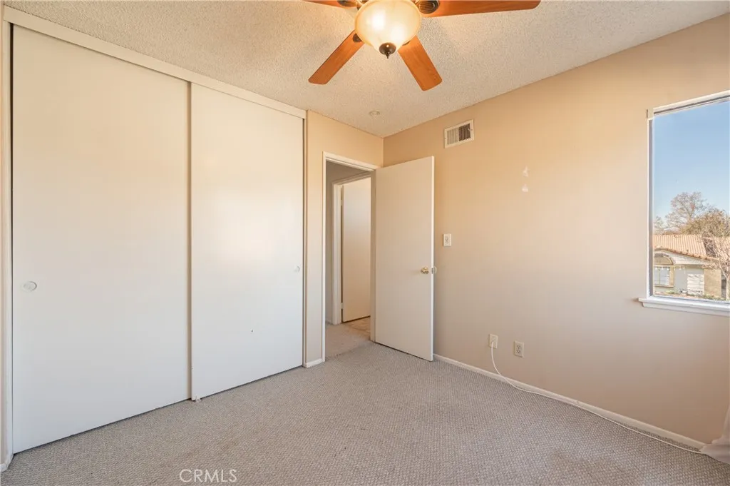 25710 Lupita, Valencia, California 91355 home-pic-26