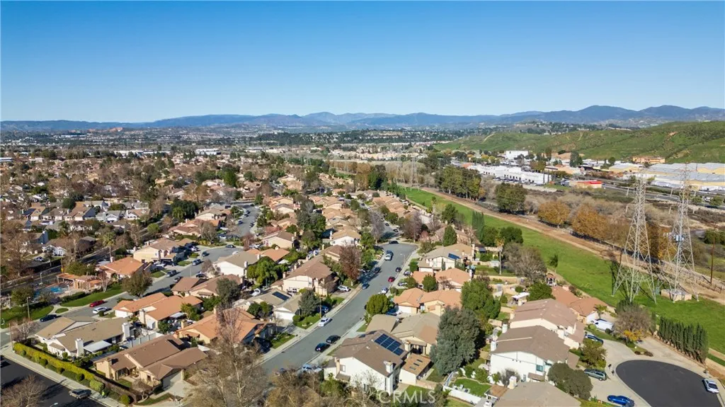 25710 Lupita, Valencia, California 91355 home-pic-41