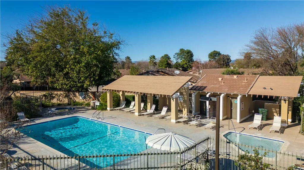 25710 Lupita, Valencia, California 91355 home-pic-44