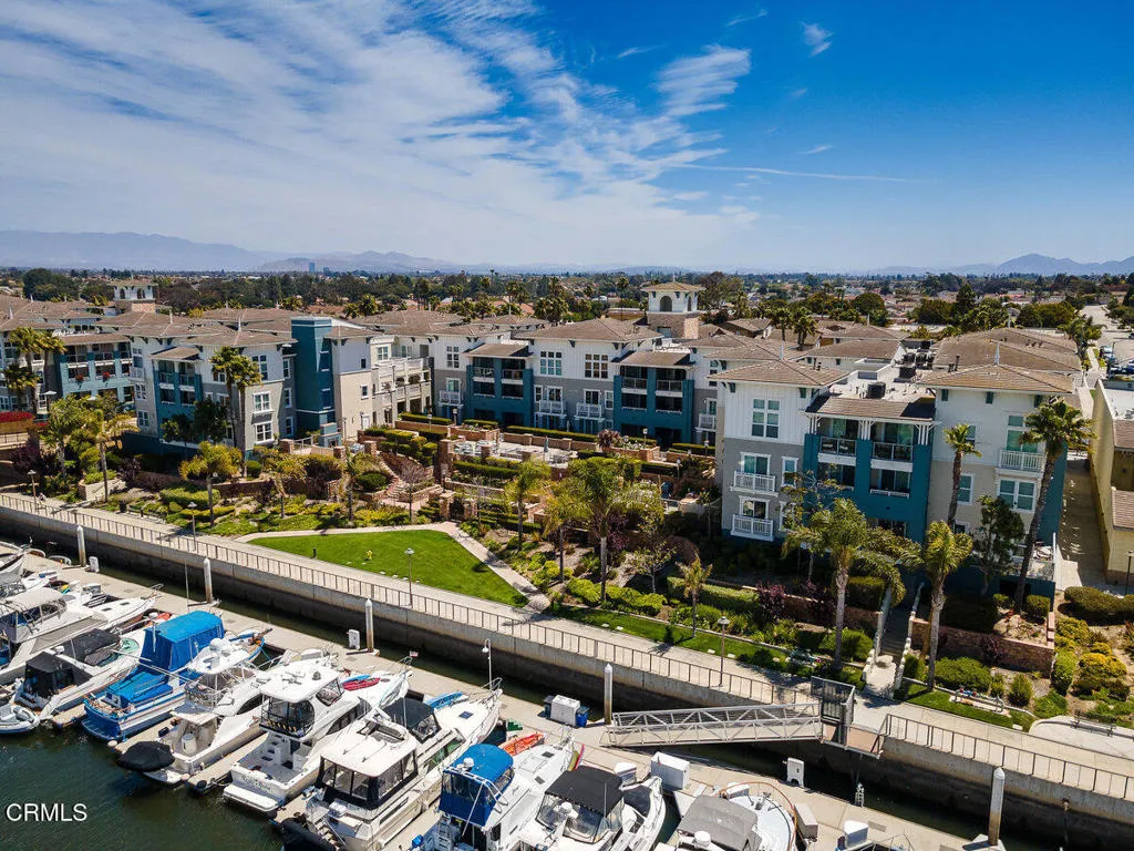 1503 Windshore Way, Oxnard, California 93035 home-pic-25