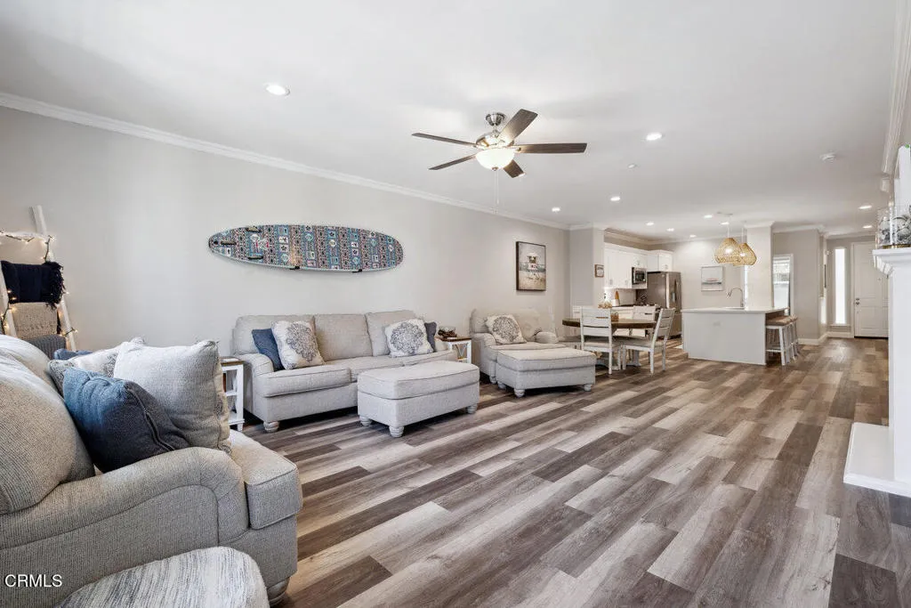 1503 Windshore Way, Oxnard, California 93035 home-pic-5