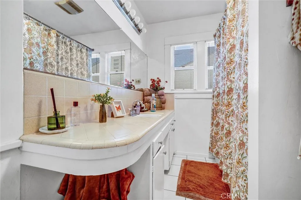 833 S Lemon Street, Anaheim, California 92805 home-pic-17