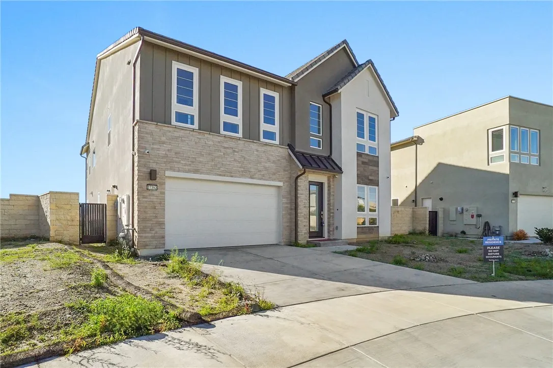 27392 Dialogue Way, Valencia, California 91381 home-pic-3