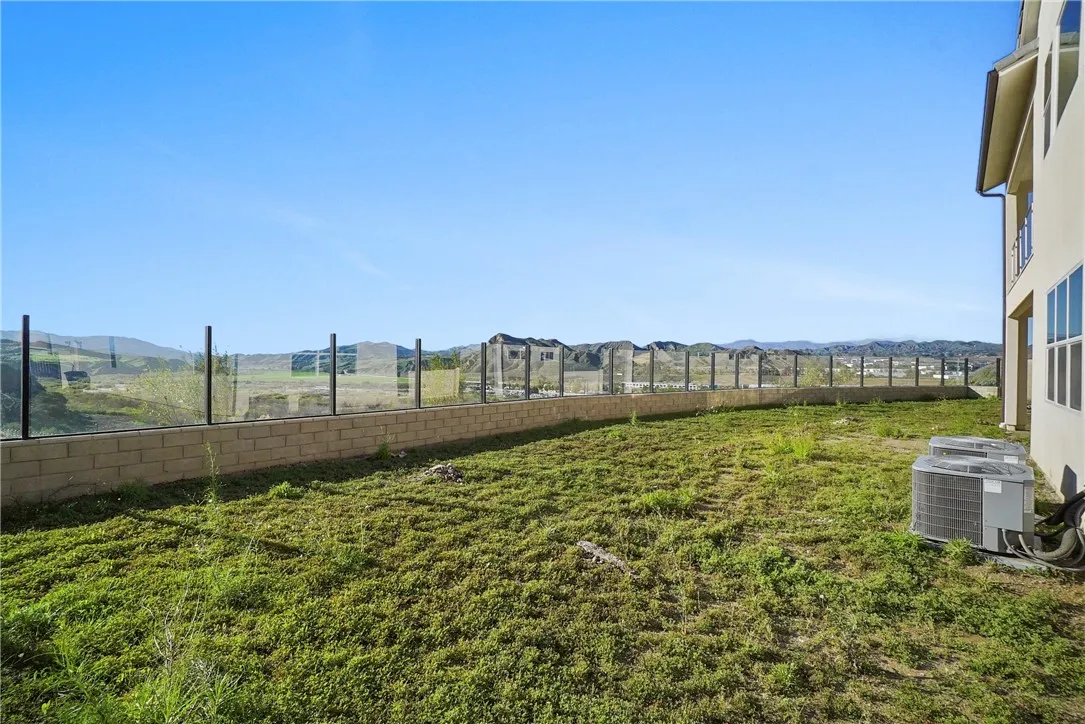 27392 Dialogue Way, Valencia, California 91381 home-pic-48