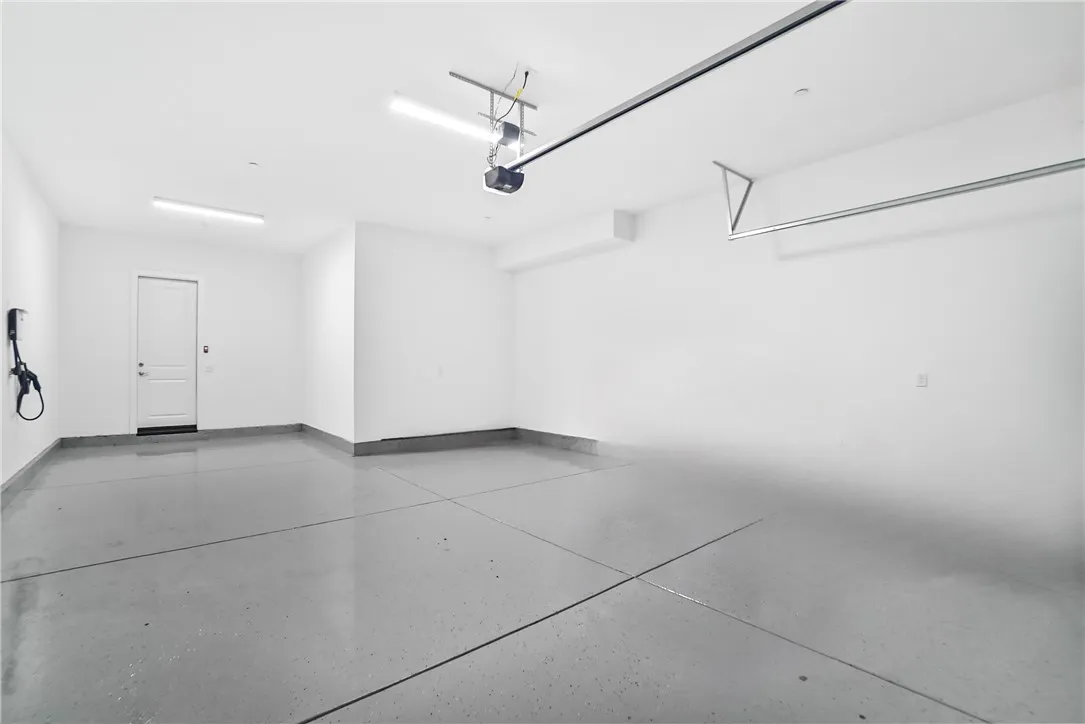 27392 Dialogue Way, Valencia, California 91381 home-pic-52