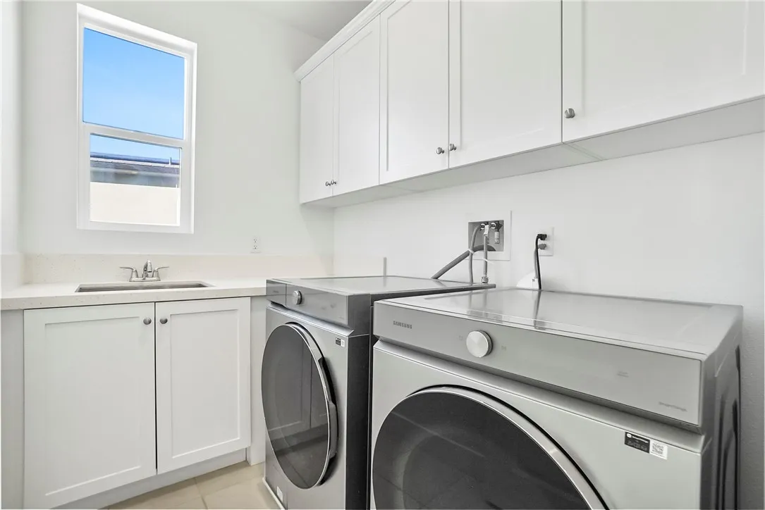 27392 Dialogue Way, Valencia, California 91381 home-pic-43