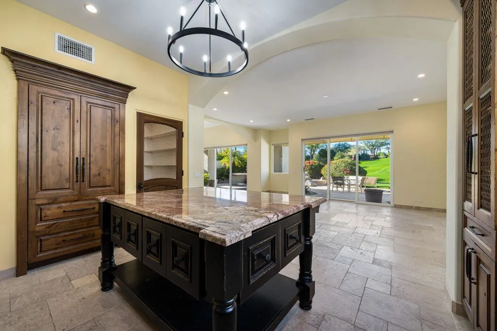 525 Indian Ridge Drive, Palm Desert, California 92211 home-pic-7