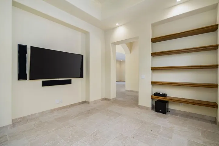 11-web-or-mls-JDIndian_OPMG_1225_008