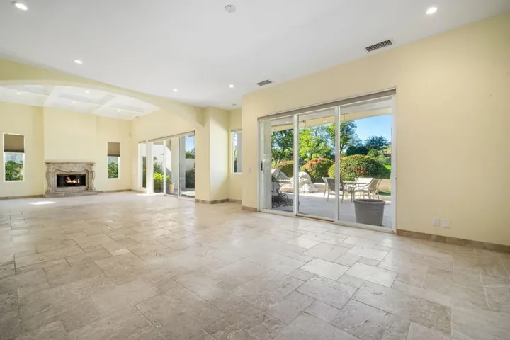 16-web-or-mls-JDIndian_OPMG_1225_014