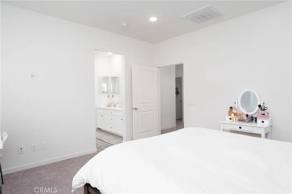 1606 Jedediah, Upland, California 91784 home-pic-16