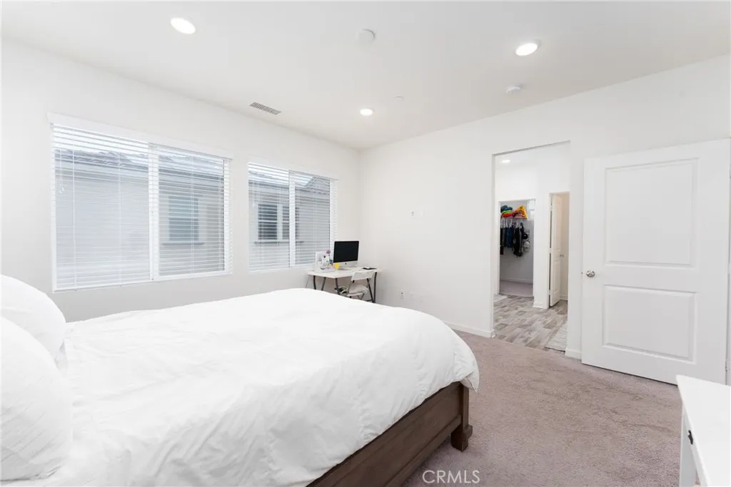 1606 Jedediah, Upland, California 91784 home-pic-15