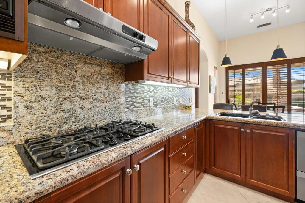 49430 Brian Court, La Quinta, California 92253 home-pic-35