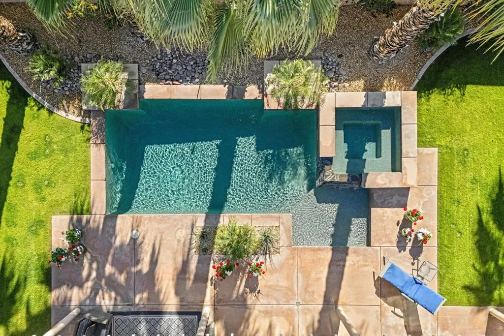 49430 Brian Court, La Quinta, California 92253 home-pic-11