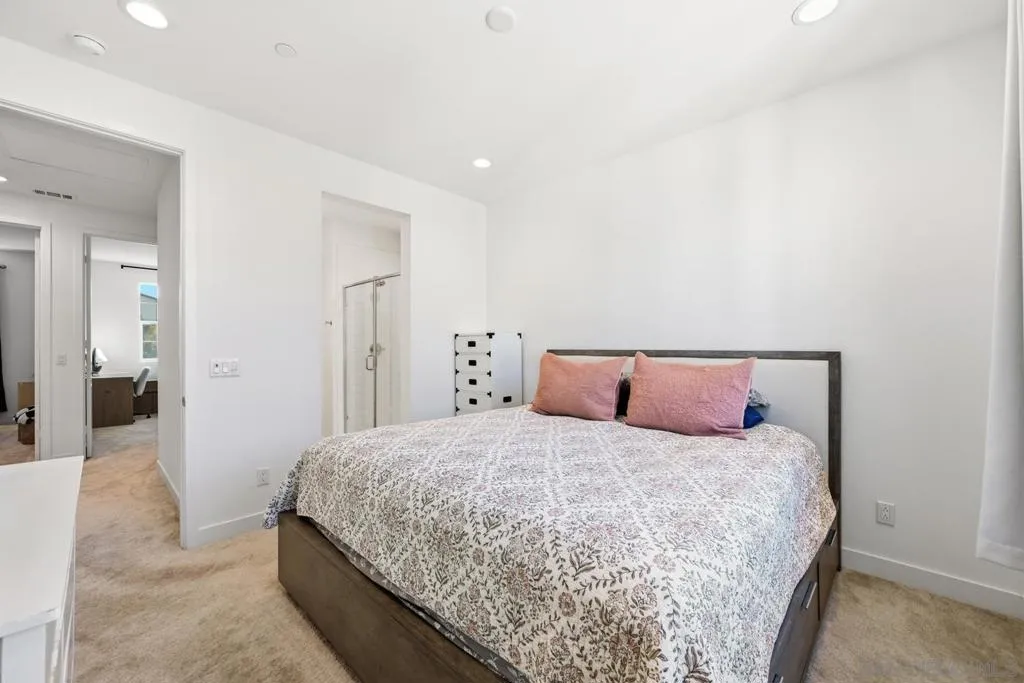2217 Brix Gln, Escondido, California 92025 home-pic-11