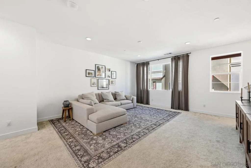 2217 Brix Gln, Escondido, California 92025 home-pic-6