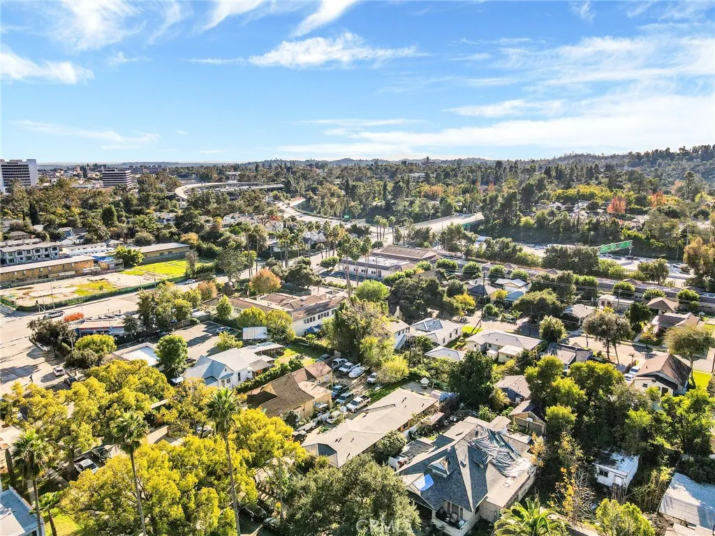 691 Lincoln, Pasadena, California 91103 home-pic-13