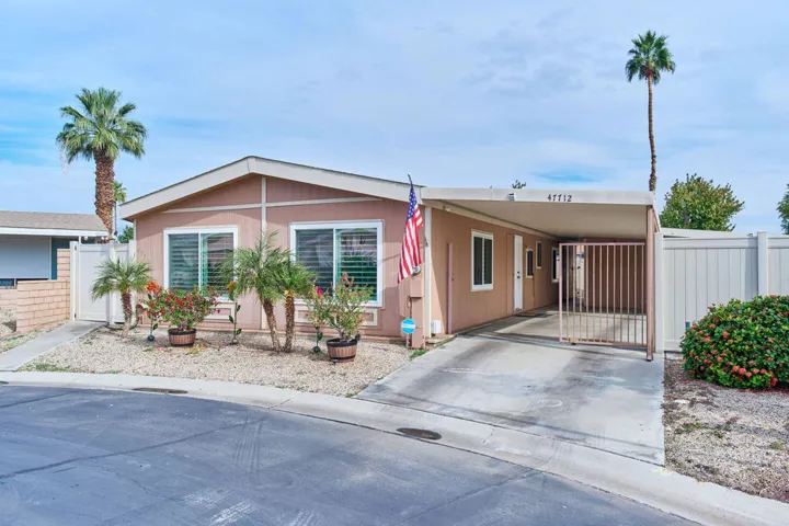 47712CalleFiesta,Indio,CA-38