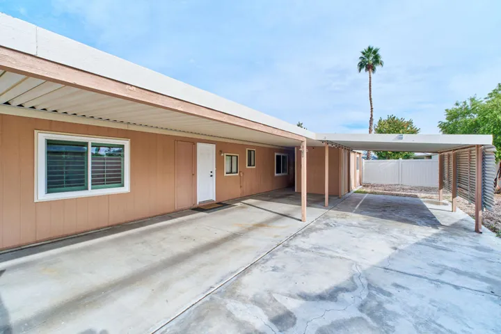 47712CalleFiesta,Indio,CA-37