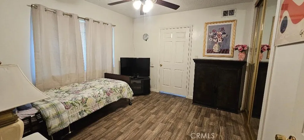17441 Hiawatha Street, Granada Hills, California 91344