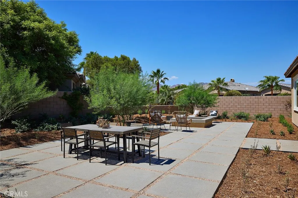 81802 Via Barranca, La Quinta, California 92253 home-pic-20