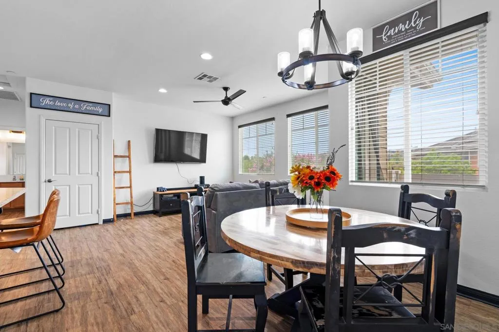 1344 Shoshone Falls Drive, Ramona, California 92065 home-pic-5