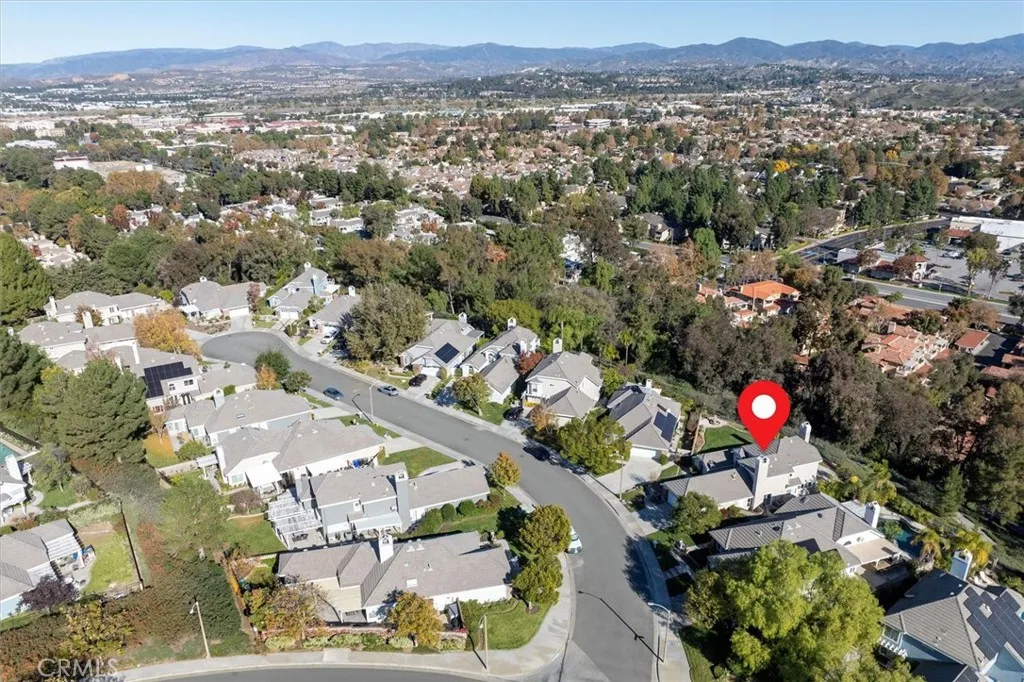 26008 Lucerne Court, Valencia, California 91355 home-pic-6